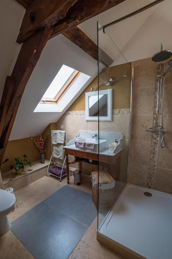 Villa Ecuriesde St Maurice- les Randonneurs à Lacapelle-Marival Extérieur photo