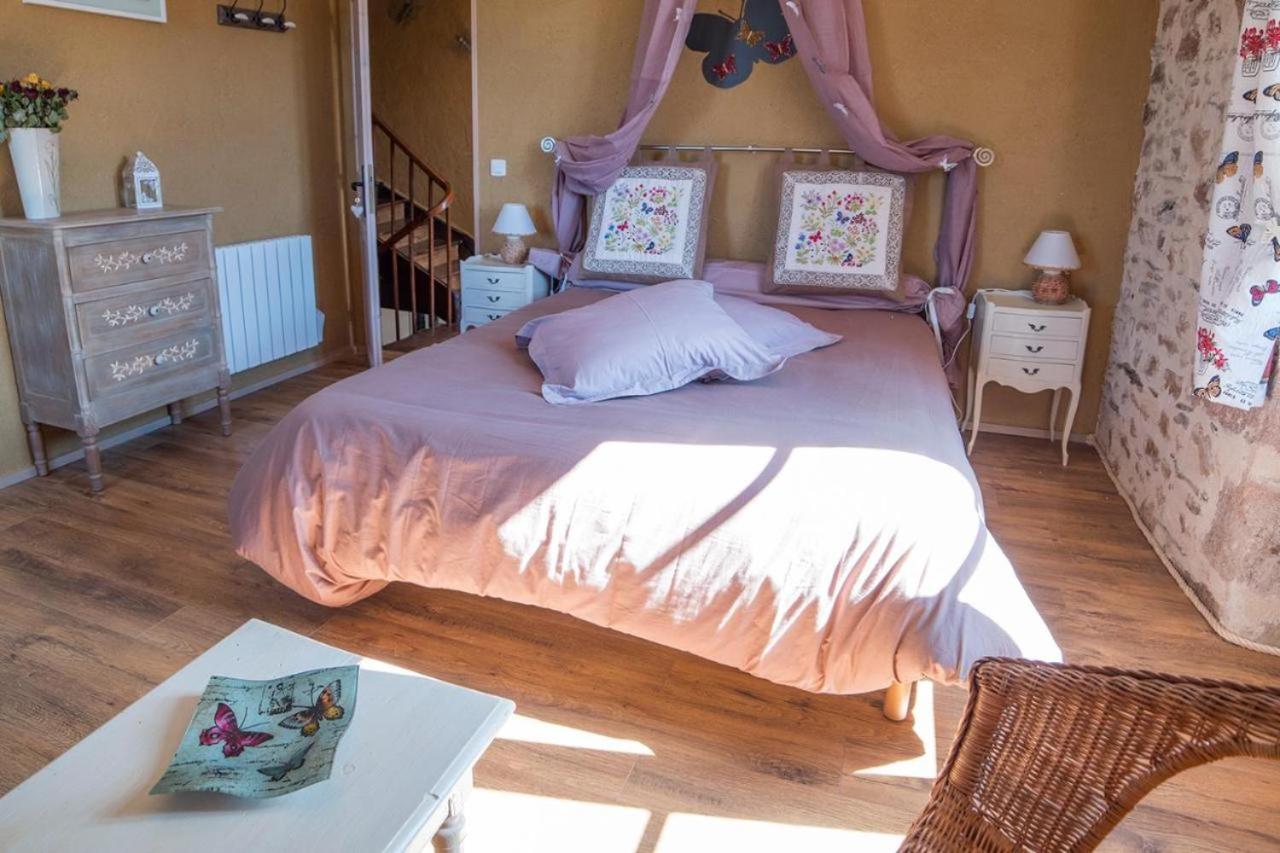 Villa Ecuriesde St Maurice- les Randonneurs à Lacapelle-Marival Extérieur photo